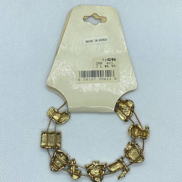 Vintage Christmas Character and Elements Charm Bracelet New with Tags!* - Picture 8 of 14